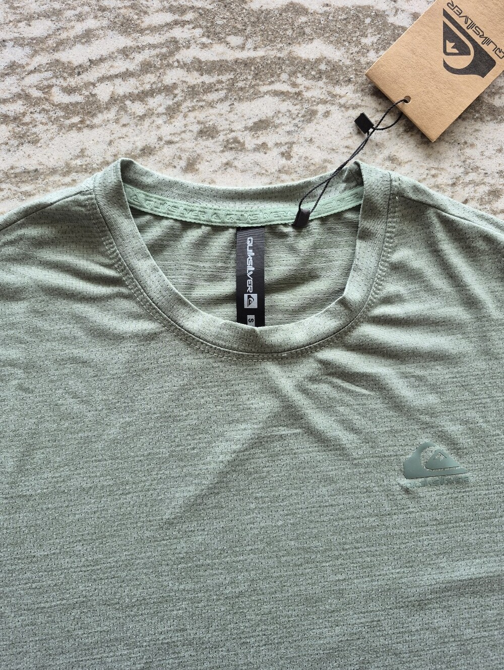 Quiksilver Men's DryFlight Performance T-Shirt Size Small NEW